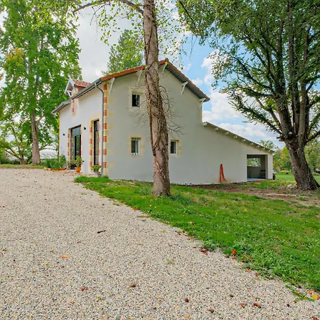 Ferienhaus Gorgeous In With Kitchen Gans